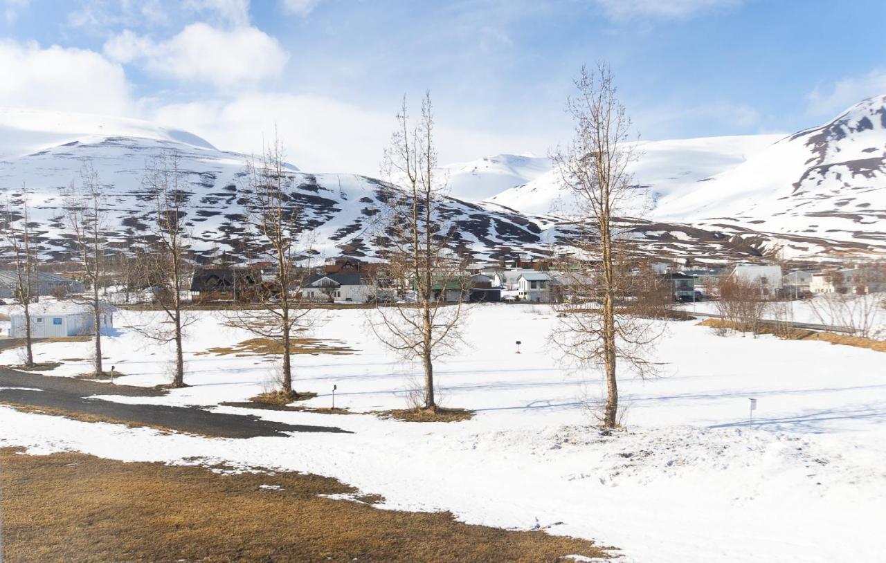 Hotel Dalvik Bagian luar foto