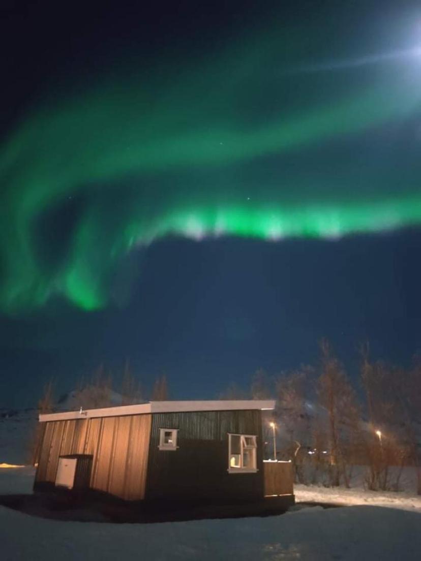 Hotel Dalvik Bagian luar foto