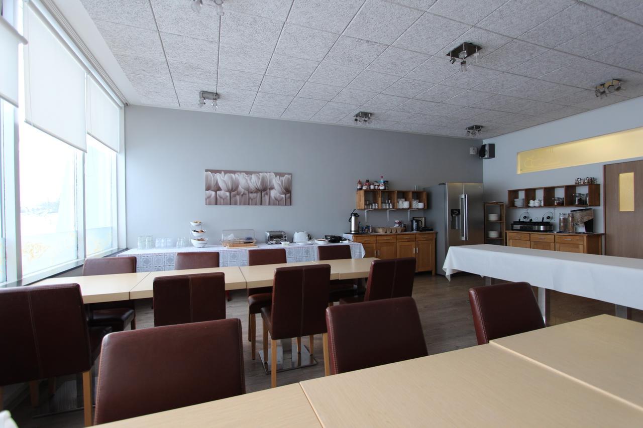 Hotel Dalvik Bagian luar foto