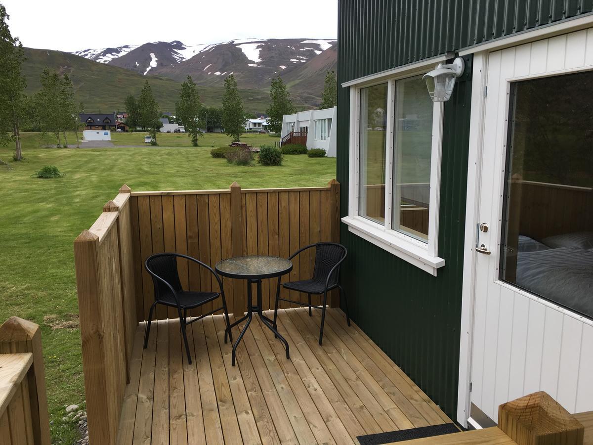 Hotel Dalvik Bagian luar foto